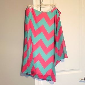 Mini one sleeve vintage 70's dress. Size small